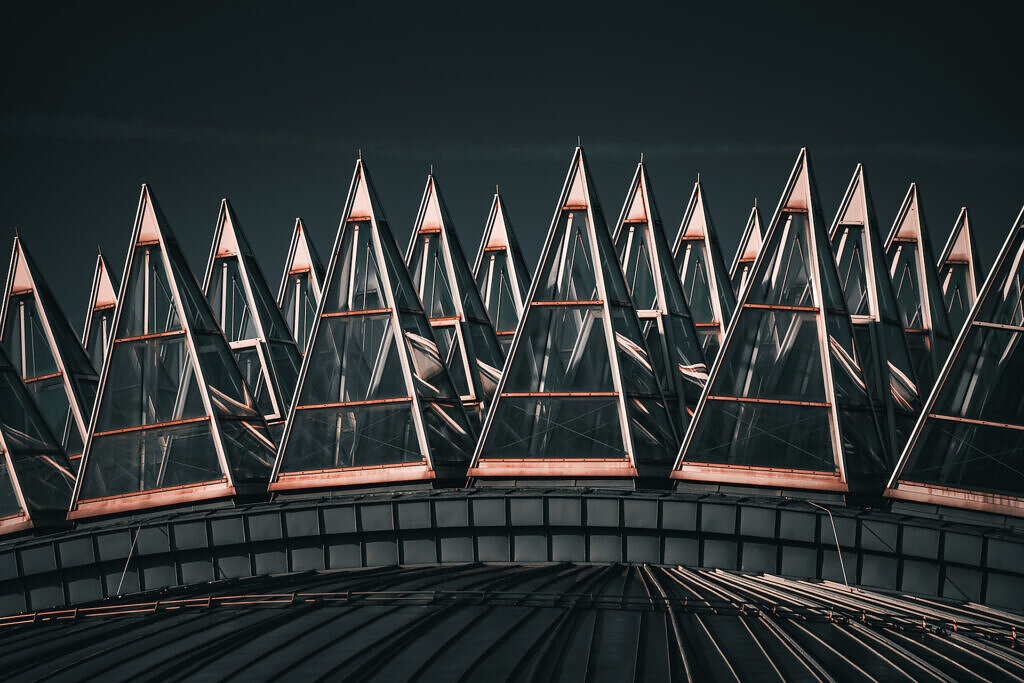 Szternák Barna - Spikes